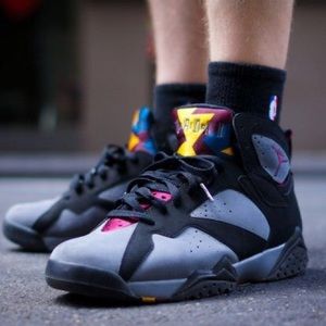 {Jordan} Air Jordan 7 Bordeaux 2011